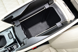 上汽通用别克昂科威PLUS艾维亚