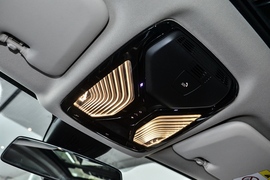 2021款宝马X5新能源