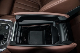 2021款宝马X5新能源