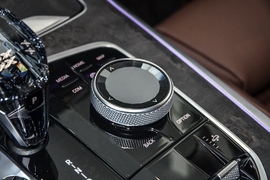 2021款宝马X5新能源
