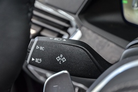 2021款宝马X5新能源