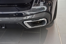 2021款宝马X5新能源