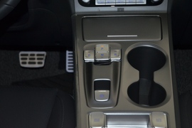 2020款现代昂希诺纯电动