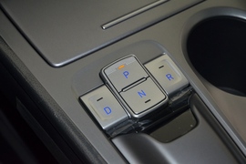 2020款现代昂希诺纯电动