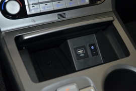 2020款现代昂希诺纯电动