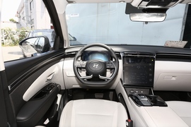 2021款现代途胜L