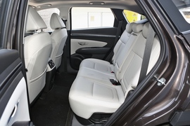 2021款现代途胜L