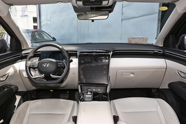 2021款现代途胜L