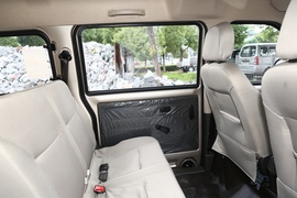 2021款五菱荣光S