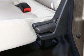 2021款五菱荣光S