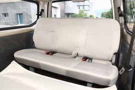 2021款五菱荣光S