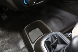 2021款五菱荣光S