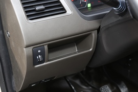 2021款五菱荣光S