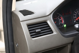 2021款五菱荣光S