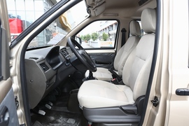 2021款五菱荣光S