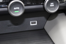 2021款雪铁龙凡尔赛