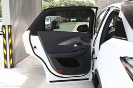 2021款极狐阿尔法S