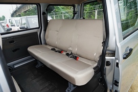 2021款五菱荣光S