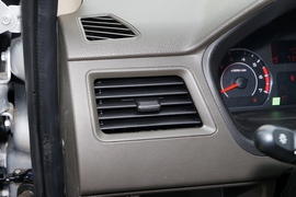 2021款五菱荣光S