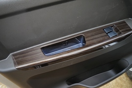 2021款五菱荣光S