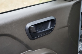 2021款五菱荣光S