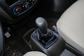 2021款五菱荣光S