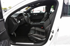 2021款沃尔沃V60