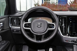 2021款沃尔沃V60