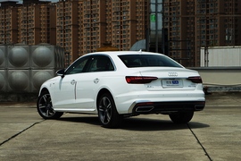 2020款奥迪A4L