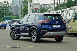 2021款日产奇骏