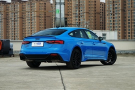 2021款奥迪RS5