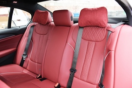 2021款宝马530Li