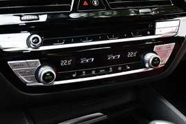 2021款宝马530Li