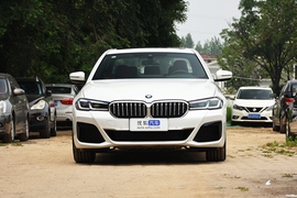 2021款宝马530Li
