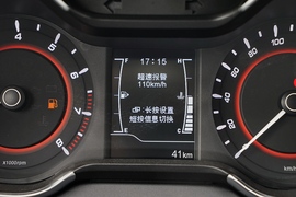 2021款奇瑞艾瑞泽5