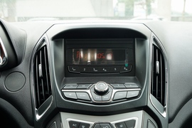 2021款奇瑞艾瑞泽5