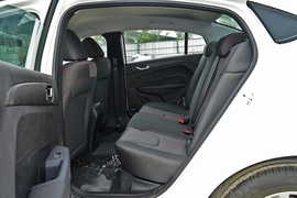 2021款奇瑞艾瑞泽5