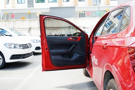 2021款大众POLO