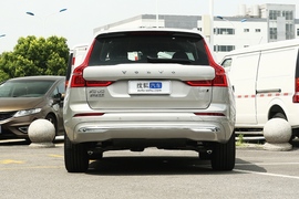 2022款沃尔沃XC60