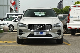 2022款沃尔沃XC60