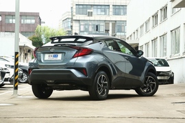   2021款丰田C-HR  2.0L CVT 豪华版