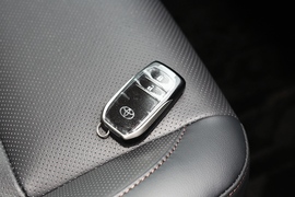 2021款丰田汉兰达