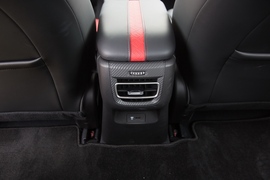 2021款广汽传祺影豹