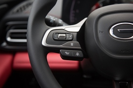 2021款广汽传祺影豹