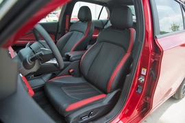 2021款广汽传祺影豹