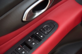 2021款广汽传祺影豹