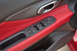 2021款广汽传祺影豹