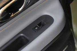 2021款广汽传祺影豹