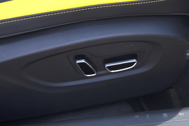 2021款广汽传祺影豹