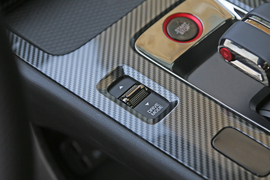 2021款广汽传祺影豹